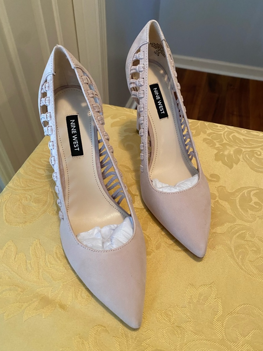 Nine West Blush Suede Pointed-Toe Woven-Side Stilettos